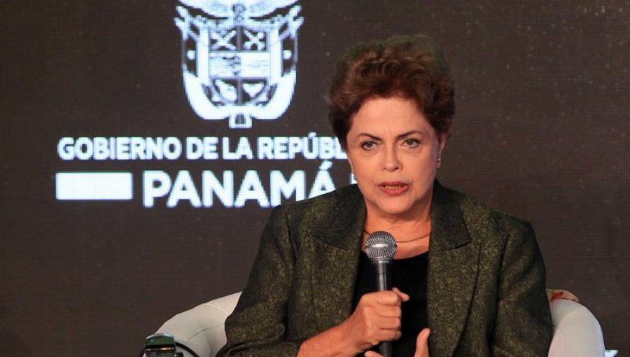 El 63 % de los brasileños aprueba la destitución política de Rousseff