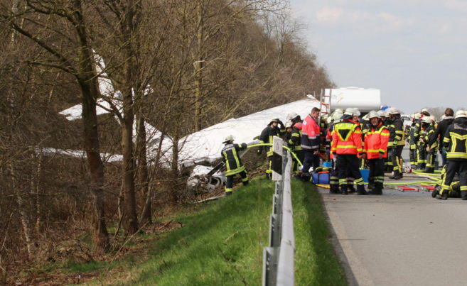 Un muerto y tres heridos al estrellarse una avioneta en el norte de Alemania