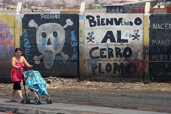 Artistas se suman a marcha #EsteEstadoNosMata en Arica