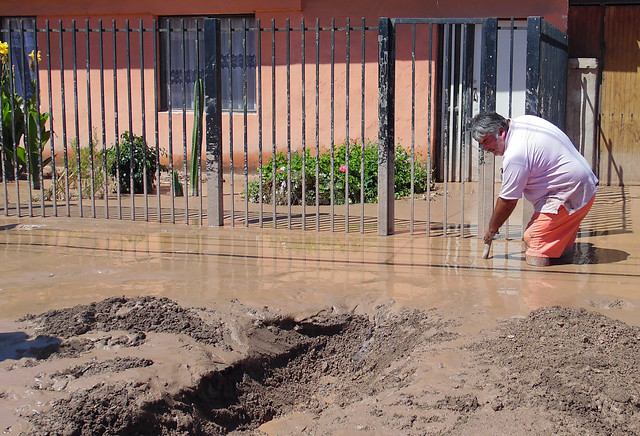 Gobierno eleva a 27 el número de fallecidos por tragedia del norte de Chile