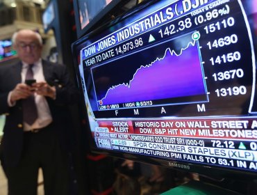 Wall Street se recupera a media sesión y el Dow Jones sube un 0,45 %