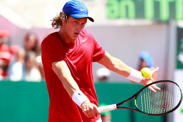 Tenis: Nicolás Jarry se instaló en las semifinales del Futuro Chile 4