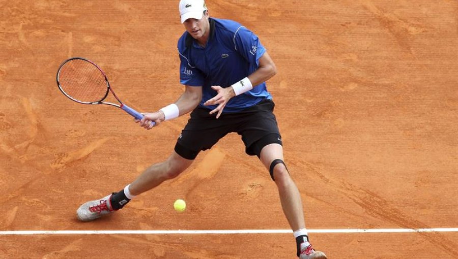 Nadal vence con esfuerzo a Isner y avanza a cuartos de Montecarlo