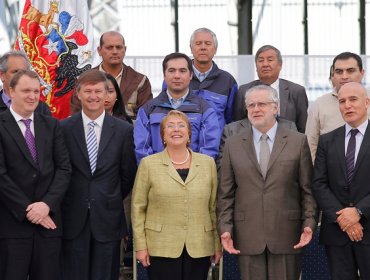 Bachelet firmó decreto que une sistemas eléctricos del Norte Grande y Central