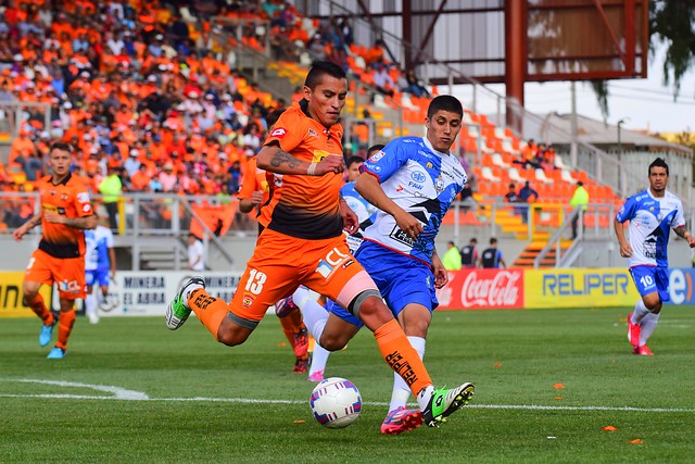 Cobreloa gana en el remodelado “Zorros del Desierto” y escapa del descenso