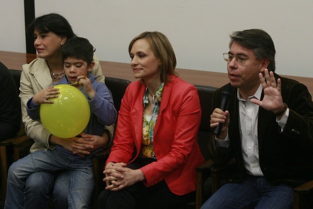 Ministra Blanco lanzó campaña contra el trabajo infantil en Chile