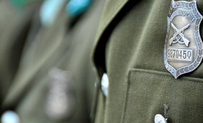 Diario La Cuarta debe pagar $10 millones a carabinero por vincularlo con "Los Carejarro"