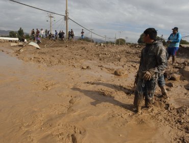 Fiscales recorren ribera del río Copiapó en busca de desaparecidos por aluviones