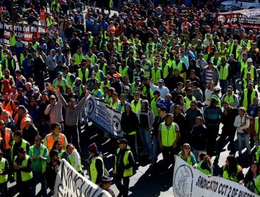 Mira las imágenes de la marcha de los Trabajadores Portuarios en la región del Bio Bío por la reforma laboral