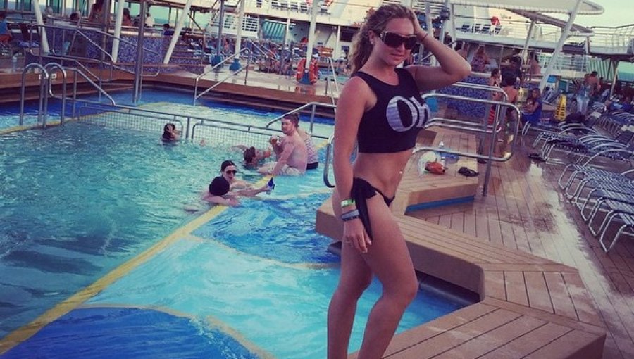 Luli muestra su tonificada figura en sus vacaciones en las Bahamas