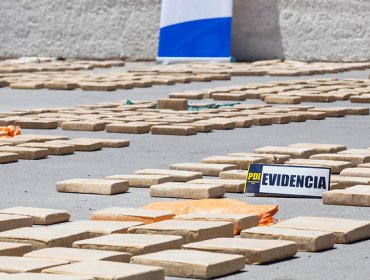 Incautan 99 kilos de droga y detienen a 5 chilenos en Iquique