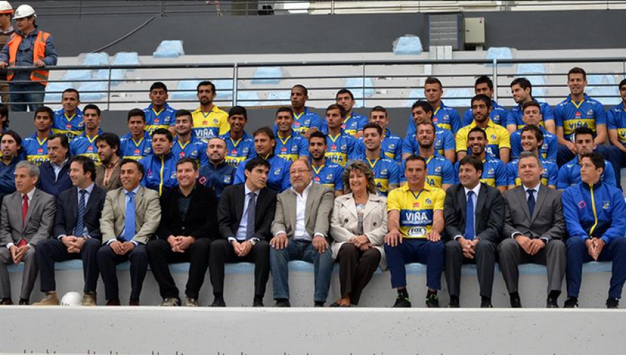 Comenzó instalación de butacas en el estadio Sausalito