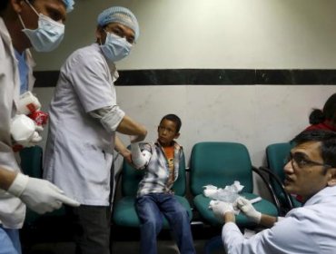 OMS entrega a hospitales de Nepal equipos sanitarios para 40.000 personas