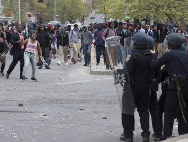 Al menos siete policías heridos en disturbios de Baltimore