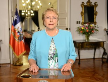 Bachelet en cadena nacional da a conocer “los nuevos mandamientos” del Gobierno