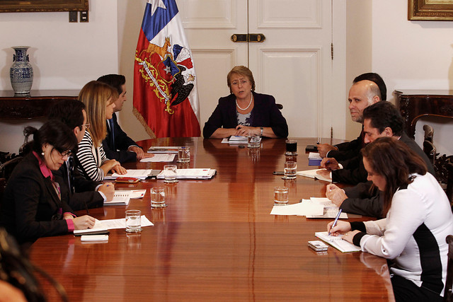 Presidenta Bachelet se reunió con ministros para abordar agenda anticorrupción