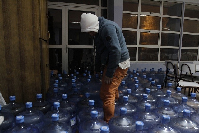 Seremi de Salud llama a población de Cochamó a consumir agua envasada