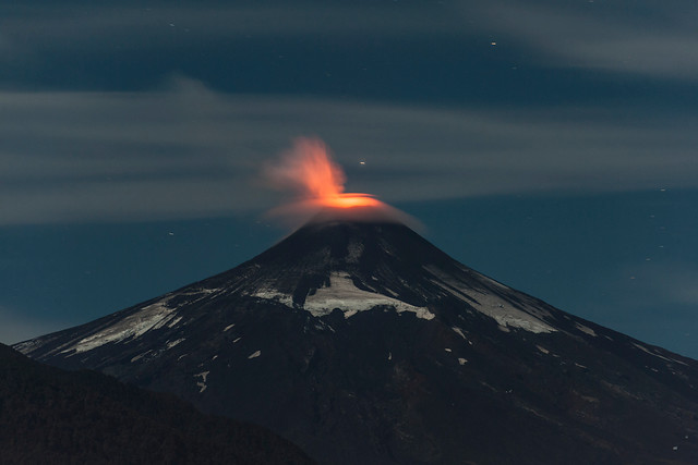 Sernageomin advierte que el Villarrica aún puede evolucionar a fases eruptivas