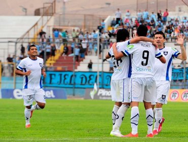 Iquique quedó sin chances de liguilla tras caer ante Huachipato