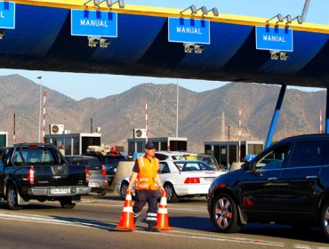 215.000 vehículos regresarán este domingo a la capital tras fin de semana largo