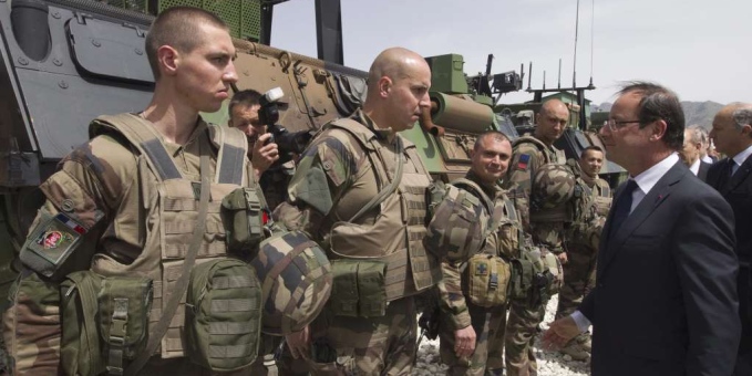 Ejército canadiense habría sometido a actos violentos a prisioneros afganos