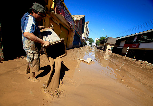 Llaman a tomar precauciones por precipitaciones de agua en Antofagasta