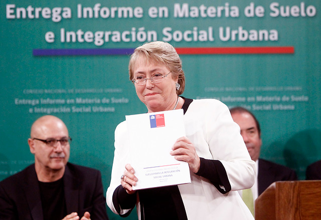 Bachelet anunció que hará "propuesta específica" contra especulación con suelos