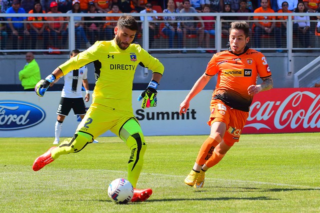 Paulo Garcés: "Voy a conversar mi situación en Colo Colo, porque quiero jugar"