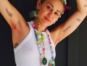 Miley Cyrus sorprende con extrema delgadez