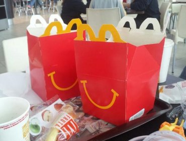 Carabineros busca a autores de robo frustrado en local McDonald’s de Huechuraba