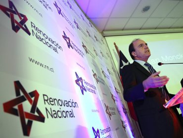 Monckeberg dijo que Bachelet desaprovechó oportunidad de generar liderazgo