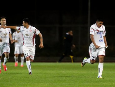 Primera B: Copiapó venció a Everton como local en duelo pendiente