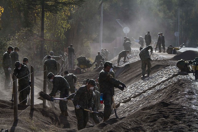 Autoridades ordenan el cierre total de acceso a la zona de exclusión de Calbuco