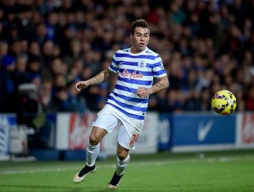 En Inglaterra reprueban la campaña de Eduardo Vargas con el QPR