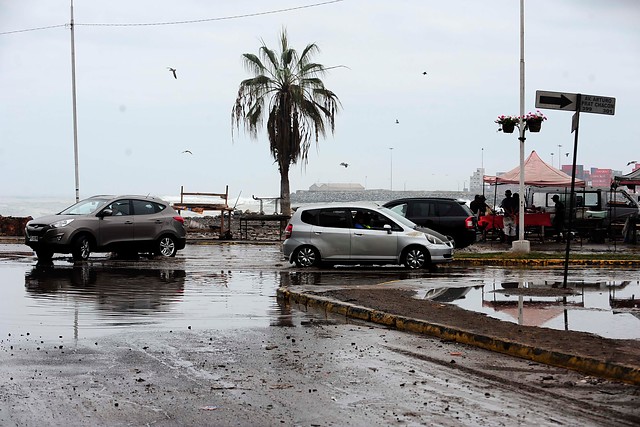 Meteorología llama al autocuidado por fuertes marejadas a nivel nacional