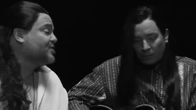 Video: Jack Black y Jimmy Fallon recrean mítico video “More Than Words”