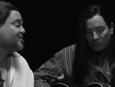 Video: Jack Black y Jimmy Fallon recrean mítico video “More Than Words”