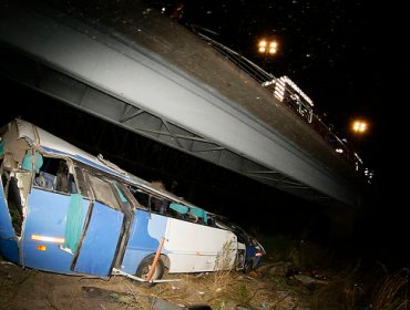 Sobrevivientes de accidente en Tinquirrica siguen internados en Hospital de Rancagua