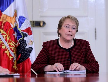 Comisión Caval rechazó enviar cuestionario a la Presidenta Bachelet