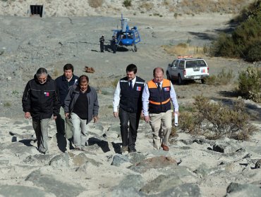 Detectan basura y troncos en quebradas de la precordillera capitalina