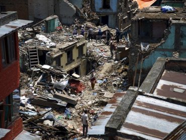 Último terremoto en Nepal registra al menos a 110 muertos