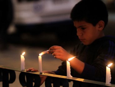 Manifestaciones de dolor y repudio en velatones por jóvenes asesinados