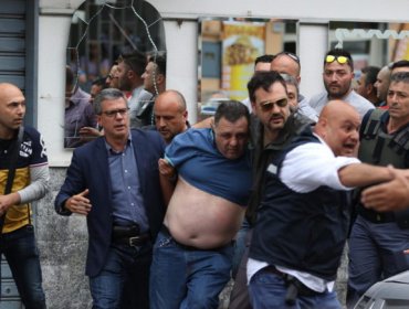 Un hombre mata a cuatro personas a tiros desde un balcón en Nápoles