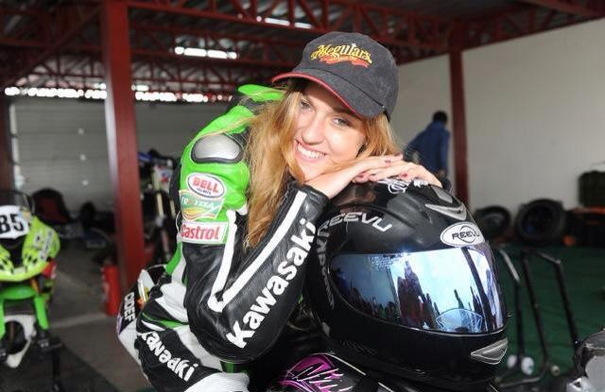 Campeonato Velocidad: Rafaela Burgos se quedó con el 2° lugar en 300 cc