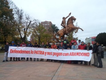 Sobrevivientes de Antuco marchan de manera simbólica para homenajear a compañeros fallecidos