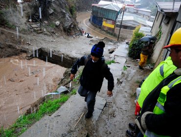 Onemi: “Este sistema frontal se está desplazando hacia el norte”