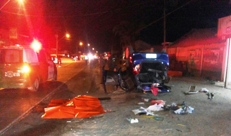 Dos muertos dejó choque frontal de automóviles en sector Pan de Azúcar