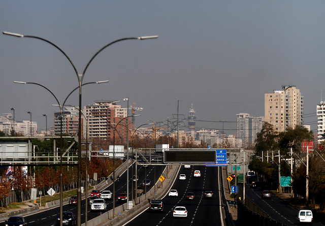 Intendencia Metropolitana decreta Alerta Ambiental para este martes