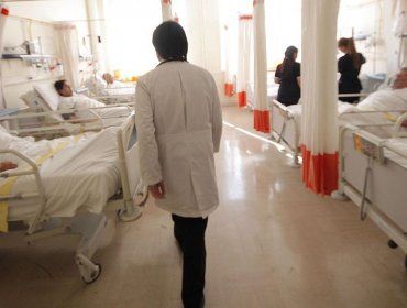 Médicos de Zona advierten que si no logran acuerdo este martes paralizarán funciones