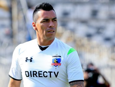 Esteban Paredes extendió su vínculo con Colo Colo por todo el 2016